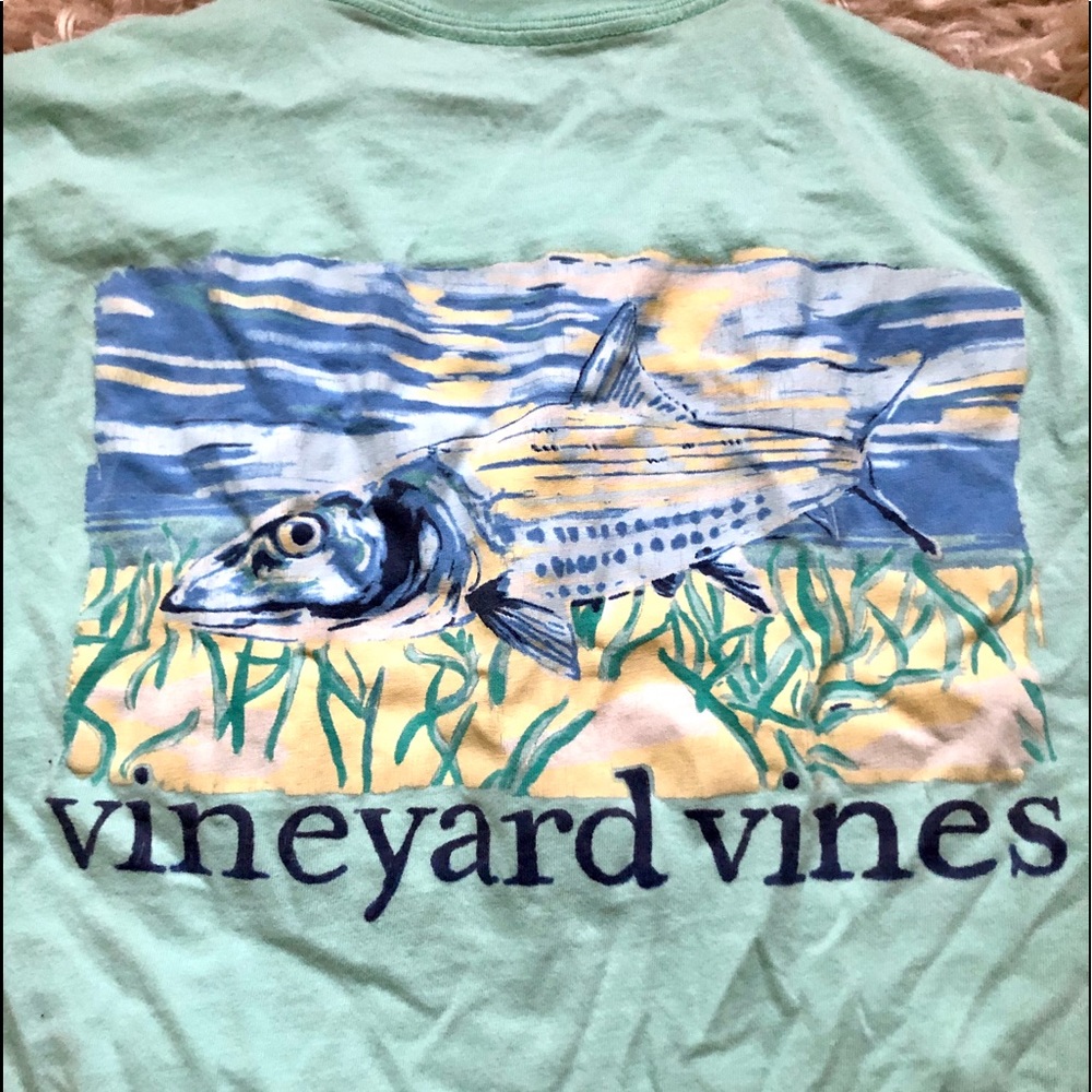 vineyard vines tshirt